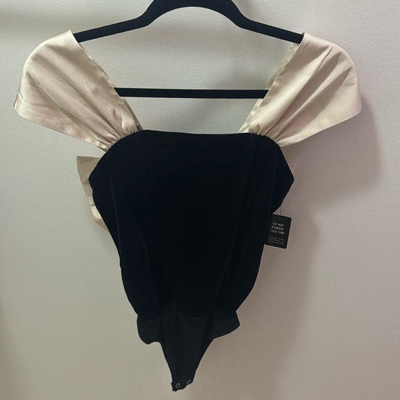 Express Bodysuit - Picture 1 of 6